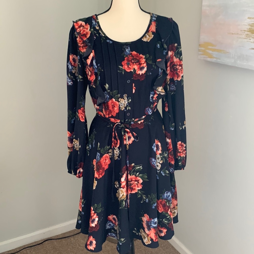 Floral dress navy long sleeve size S